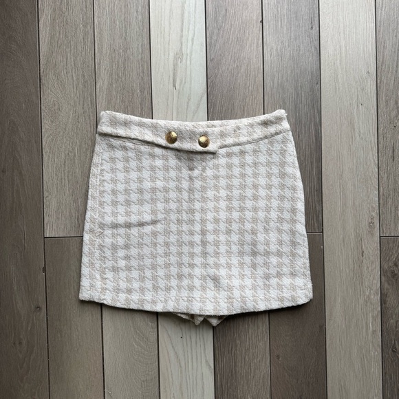 Zara Dresses & Skirts - Zara Cream Houndstooth Tweed Skort | Size: Xtra Small | NWT